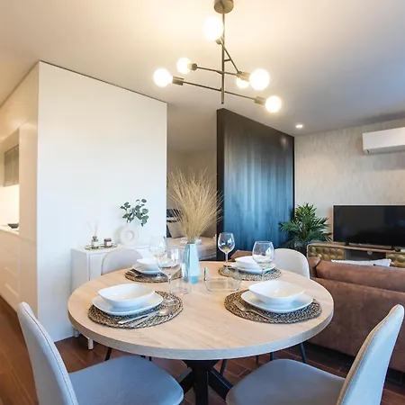 Апартаменты Gallery District Escape, Retreat *