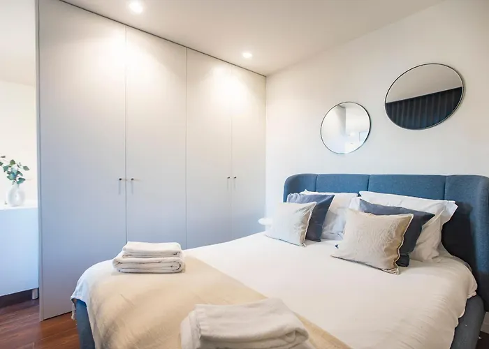 Daire Gallery District Escape, Retreat