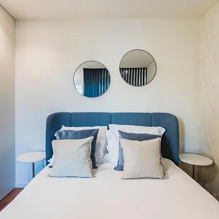 Gallery District Escape, Retreat